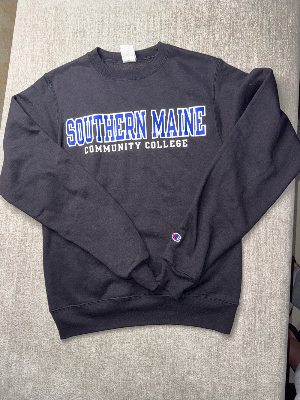 Southern Maine Community College Black Crewneck Sweatshirt XS